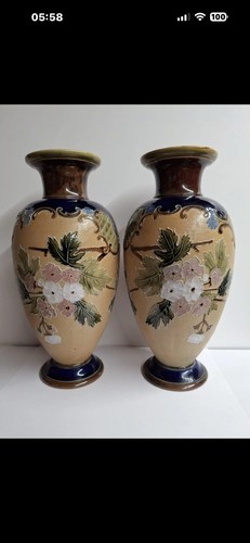 Royal doulton antique pair - antique,