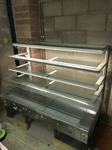 Display fridge baguette