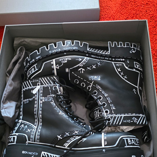 Balenciaga strike bootie - strike,