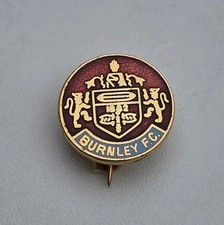BURNLEY VINTAGE PIN BADGE