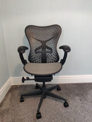 Herman miller mirra - miller,