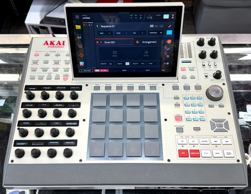 Akai professional mpc - professional, x