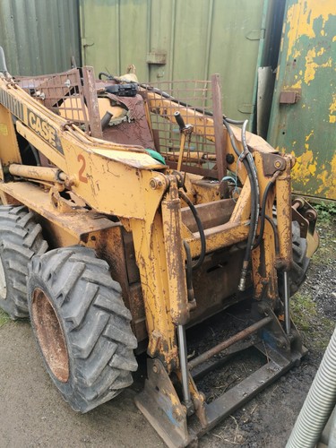 Case 1835 skid loader - skid,