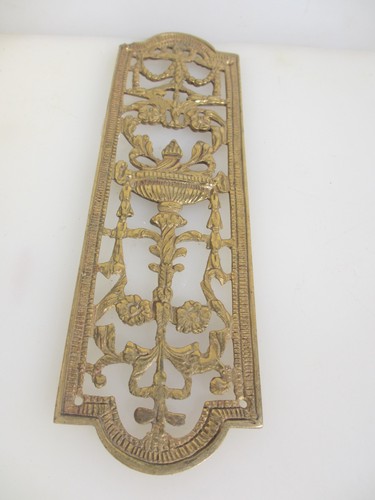 Antique brass pierced finger - brass,