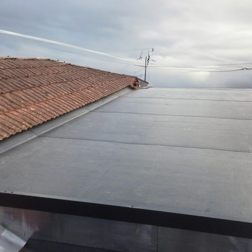 Rubber roofing sheet for flat - rubber,