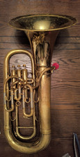 Besson 3-valve Compensating Bell-Front Baritone Euphonium w/ ProTec gig bag