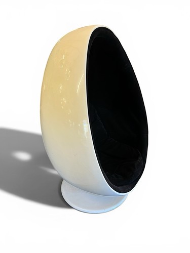 Mid century modern egg - mid,