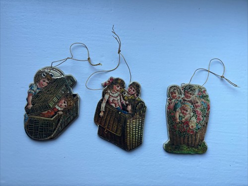 Die cut xmas ornaments gold - xmas,