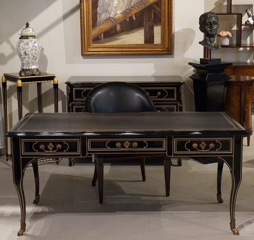 Louis executive writing - louis,