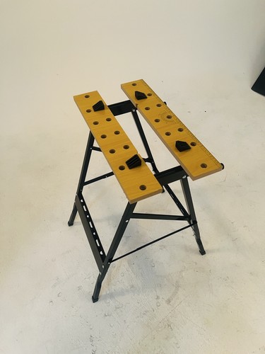 Foldable woodworking workbench - foldable,