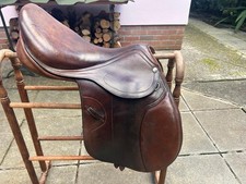 17.5 Inch Brown Leather Pessoa Saddle Changeable Gullet