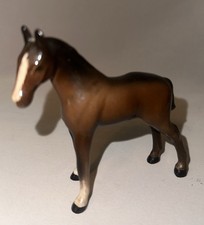 VINTAGE BESWICK CHESTNUT BROWN 3.5" FOAL PONY FIGURINE, MADE IN ENGLAND