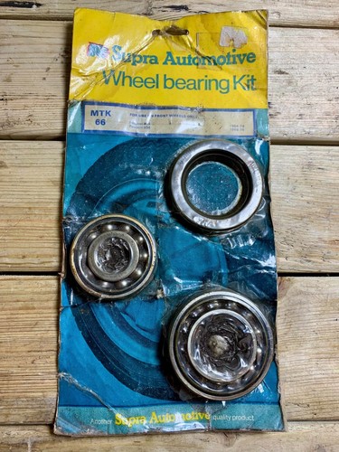 Front wheel bearing for - wheel,