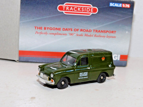 Corgi trackside ford anglia - corgi,