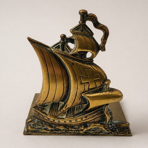 Vintage appleyard brass - r,
