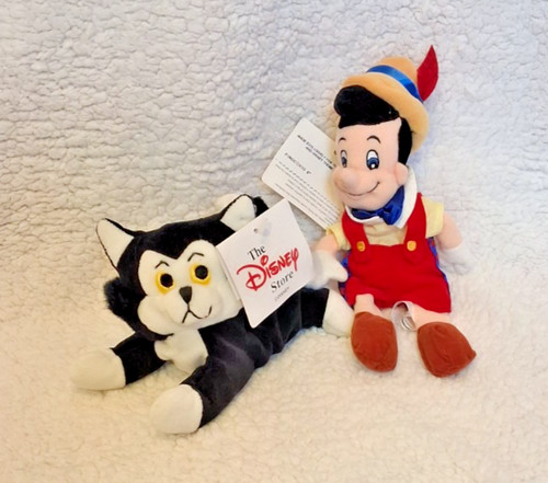 Disney classics plush bundle - disney,