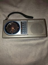 Vintage Sanyo AM/FM 2 Band