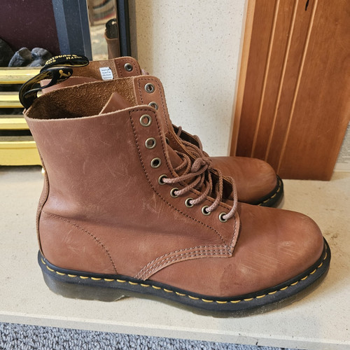 Martens brown leather - dr.,