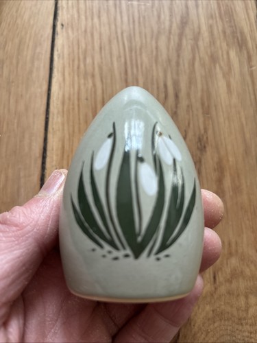 Holkham pottery snowdrop salt - pottery,