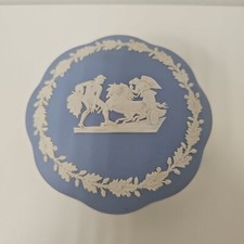 Wedgwood Blue Jasperware Round Scalloped Rim Covered Trinket Box Jewelry Dish