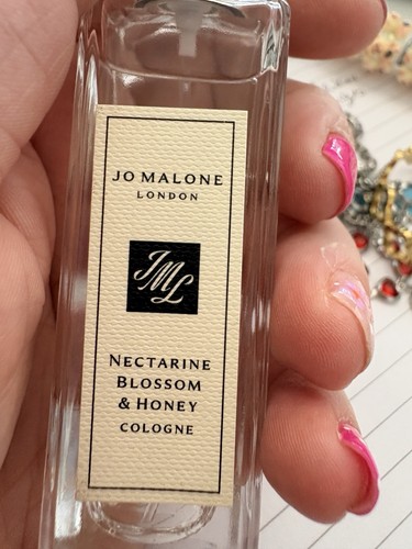 Malone nectarine blossom - jo,