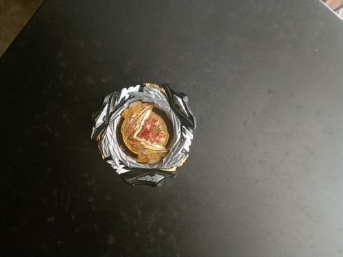 Beyblade burst - beyblade,