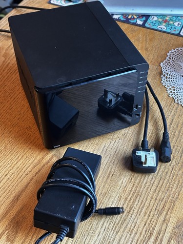 Synology ds414 with hard - 4x,
