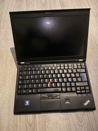 Lenovo thinkpad x220 laptop - thinkpad,