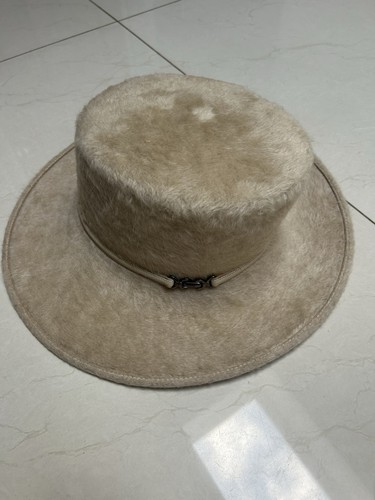 Vitange hat philip - vitange,