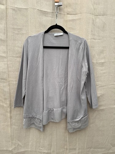 Jacques vert grey lace trim