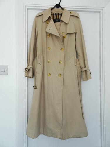 Vintage burberrys woman - burberrys', long