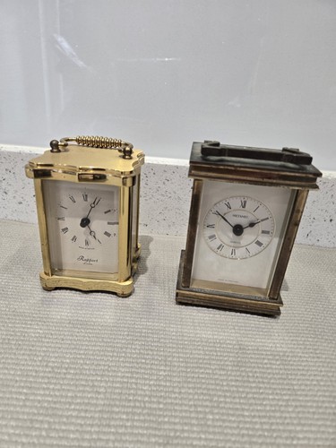 Job lot mantel - lot, clocks