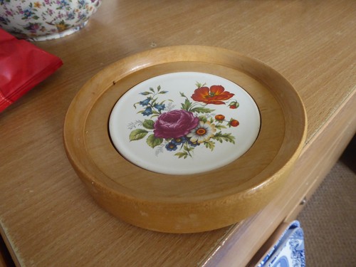 Wooden teapot stand - wooden,