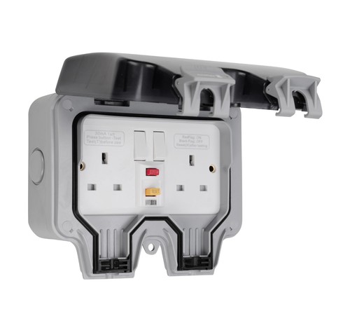 Castlec gang 13a rcd ip66 - castlec,