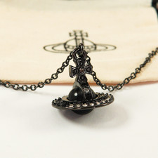 Vivienne Westwood Necklace Gun Metal Tone 3D Orb Crystal Pendant Gift Box Set