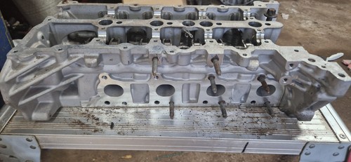 M9r cylinder head dci - cylinder,