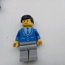 LEGO AIRPORT MINIFIGER  MALE