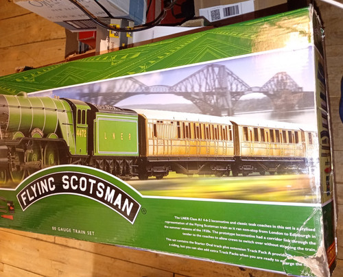 Hornby r1255m flying - hornby,