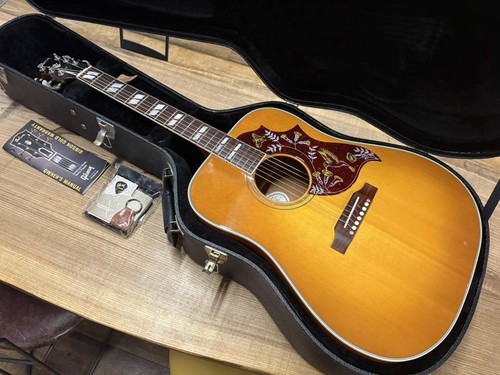 Gibson hummingbird 2016 used - gibson,