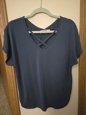 NWOT Pink Republic Women's Classic Blue Crisscross V-Neck Short Sleeve Cozy Top!