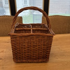 Vintage Wicker 4 Bottle Wine