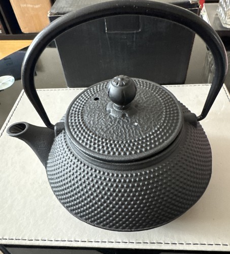 Cast iron mandarin teapot with - mandarin,