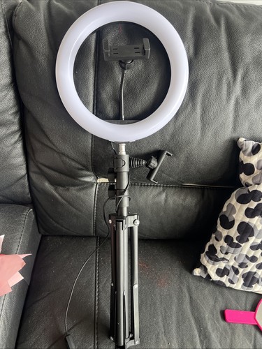 Led ring light with tripod - ring,