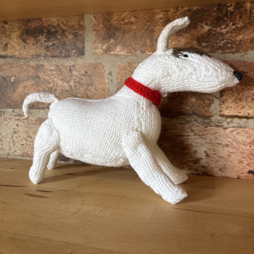 Knitted dog english bull - dog,
