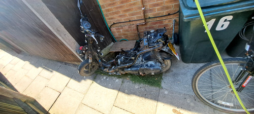 Breaking yamaha vity - a,