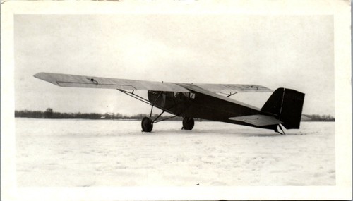 Robin aircraft light - light, plane
