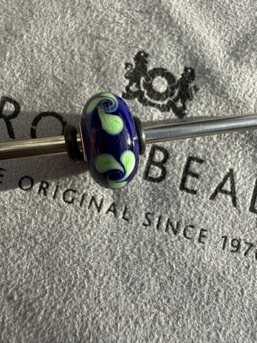 Genuine trollbeads blue and - genuine,