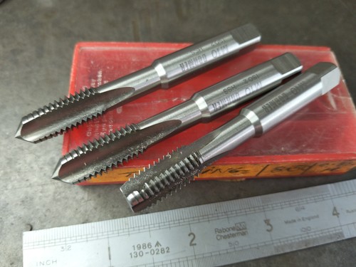Dormer m10 hss tap - , set