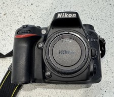 Nikon D7100 DSLR Camera and