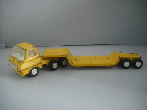Tonka articulated low loader - articulated,